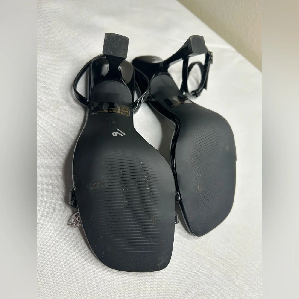 Wild diva lounge Elegant Black Butterfly heels.
#heels ankle tie heels - Picture 5 of 8